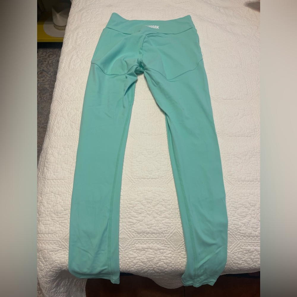 Gymshark women’s mint green leggings
